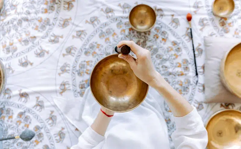 Benefits of Singing Bowl Sound Bath