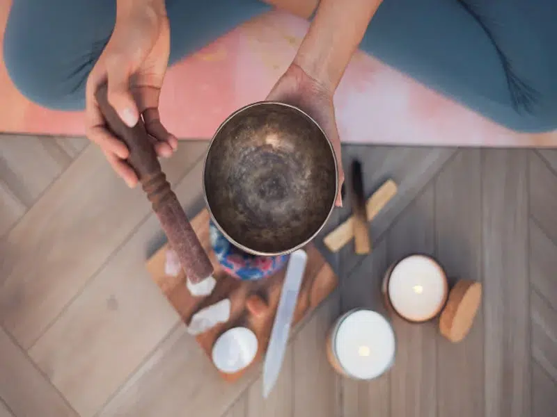 How to Use Singing Bowls and Tuning Forks